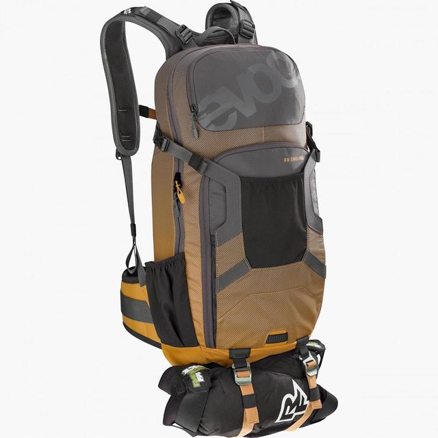 EVOC FR Enduro Maastopyöräilyreppu 16L